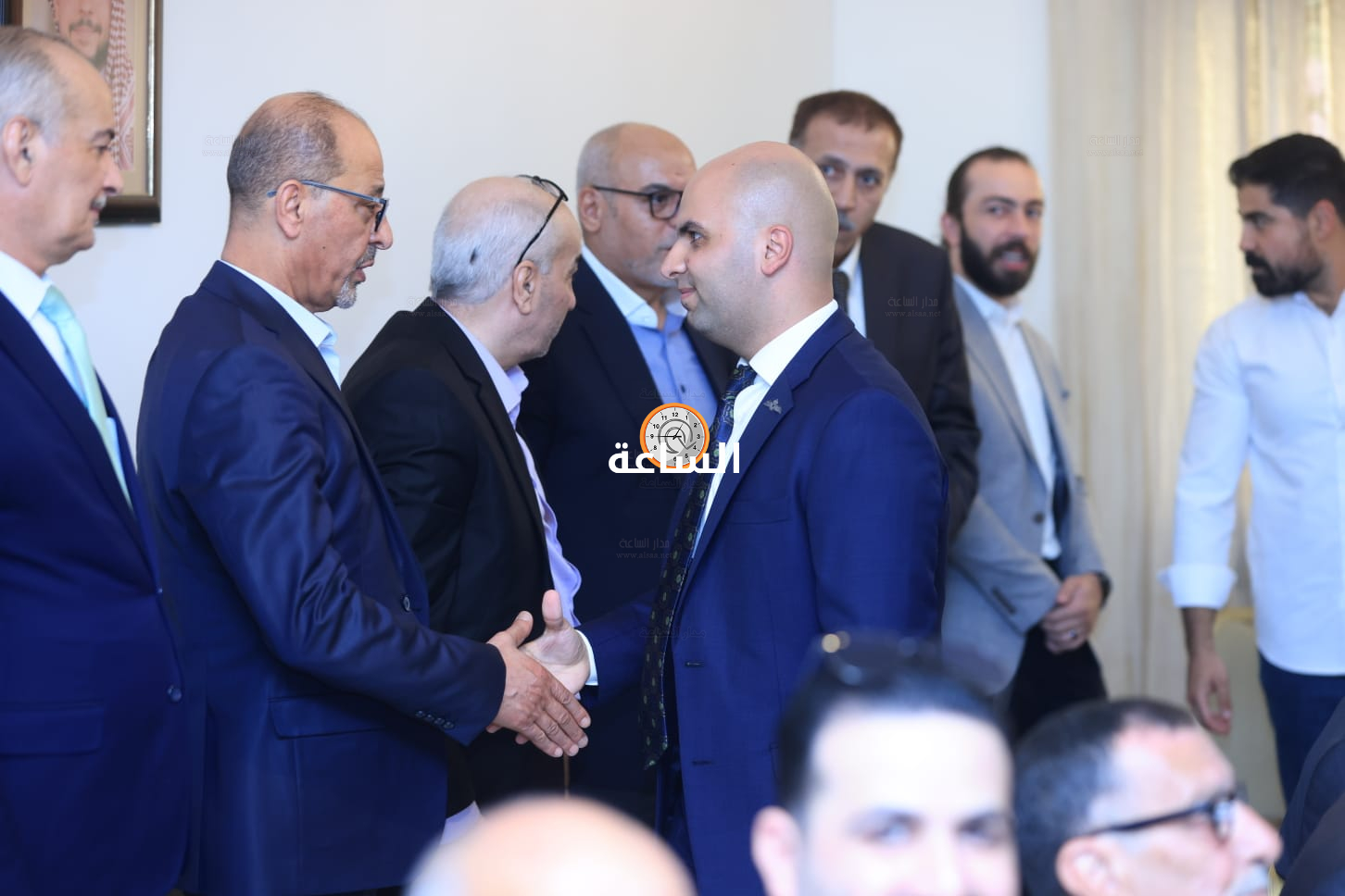 Madar Al-Saa Images 0.8999268991890055