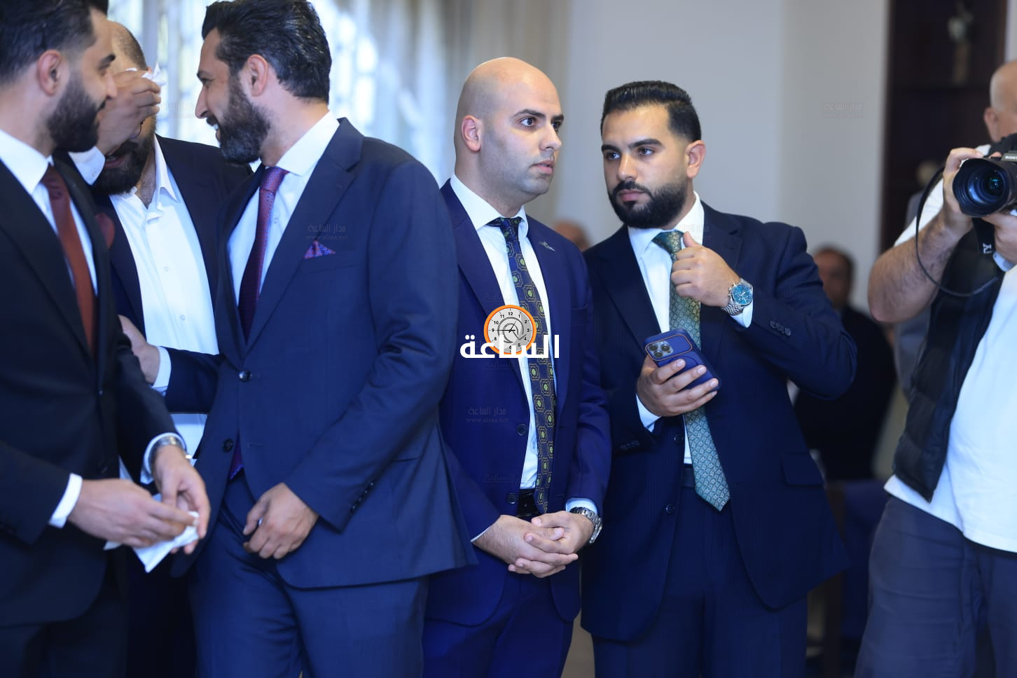 Madar Al-Saa Images 0.7520358500068481