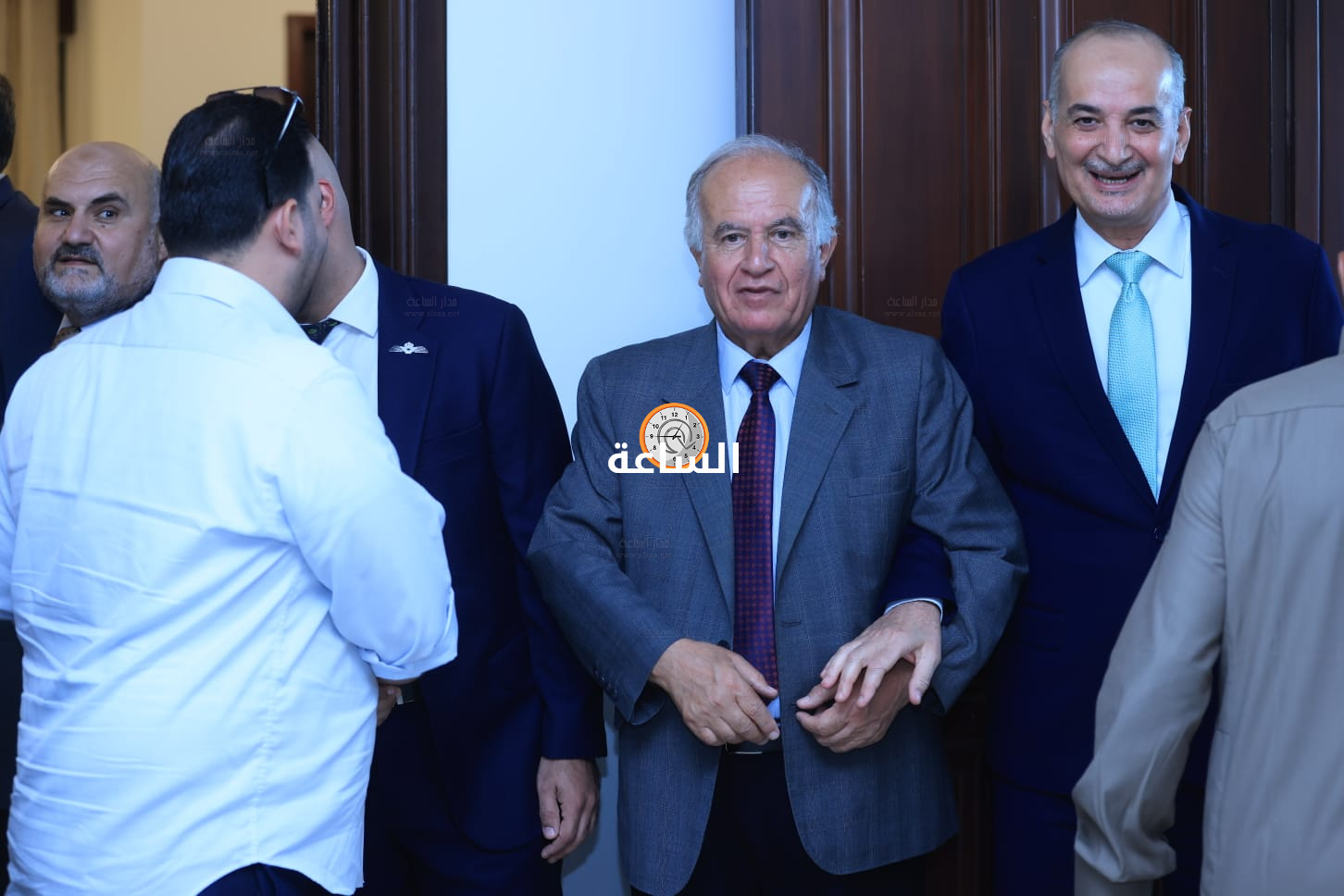 Madar Al-Saa Images 0.17587570894033966