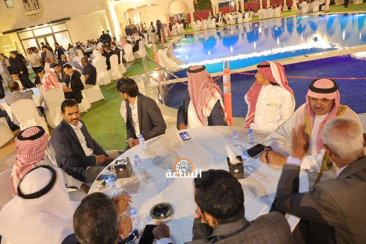 Madar Al-Saa Images 0.38010739677899674