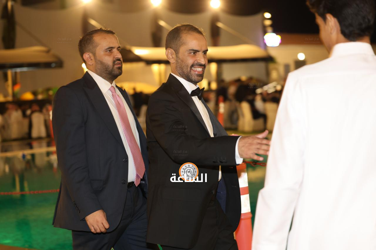Madar Al-Saa Images 0.952357245397412
