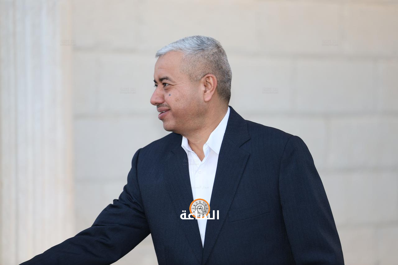 Madar Al-Saa Images 0.12047424385664707