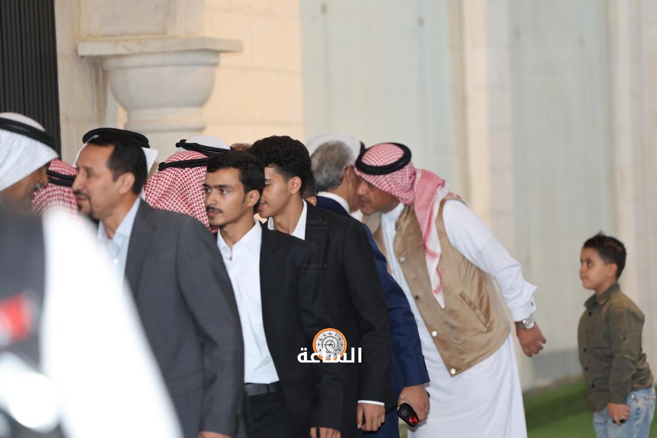 Madar Al-Saa Images 0.7359415822764857