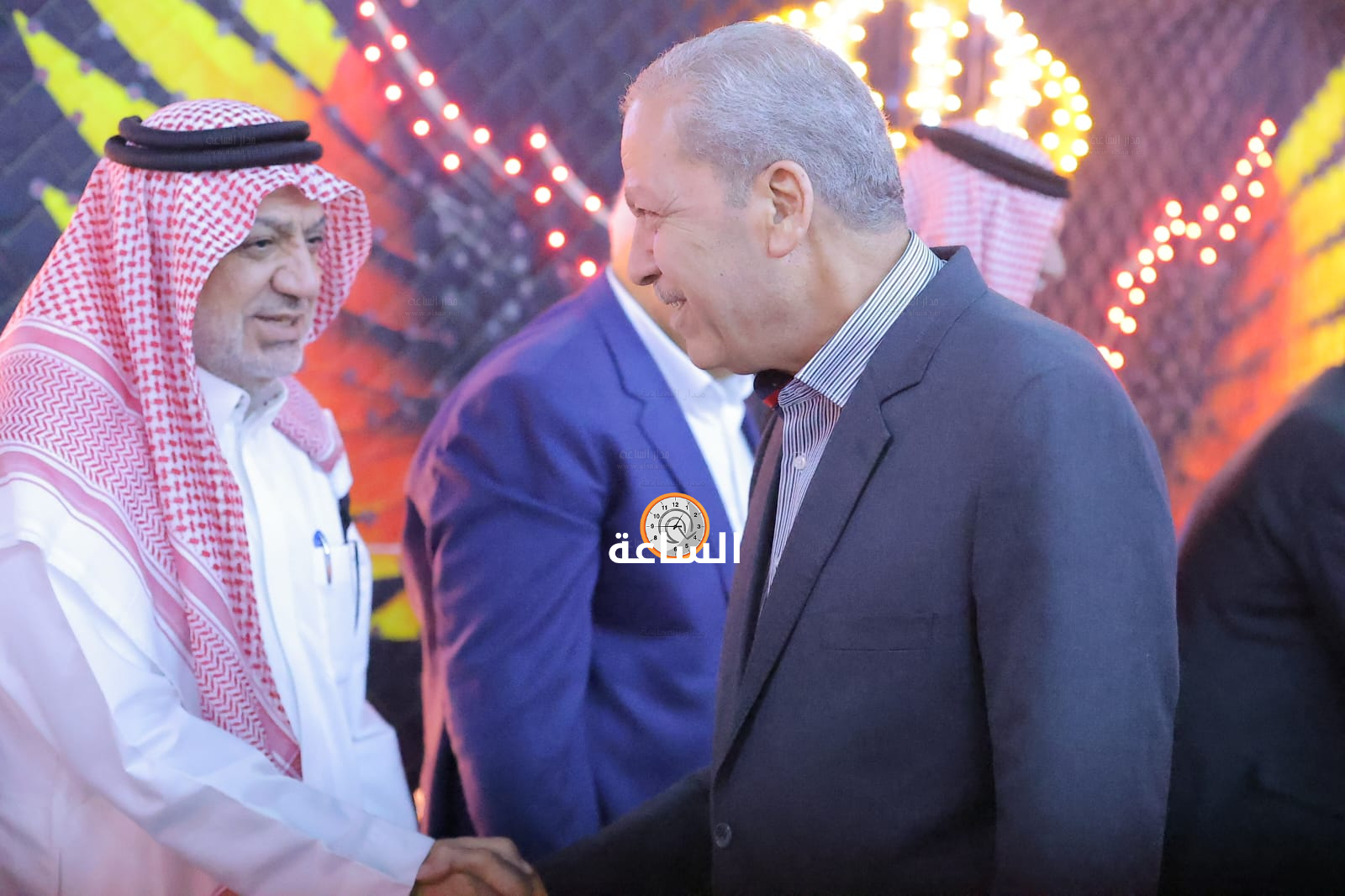 Madar Al-Saa Images 0.3287526066568822