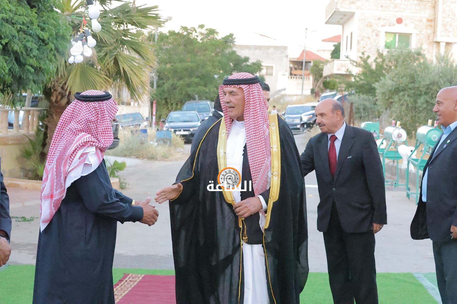 Madar Al-Saa Images 0.7159516350871798
