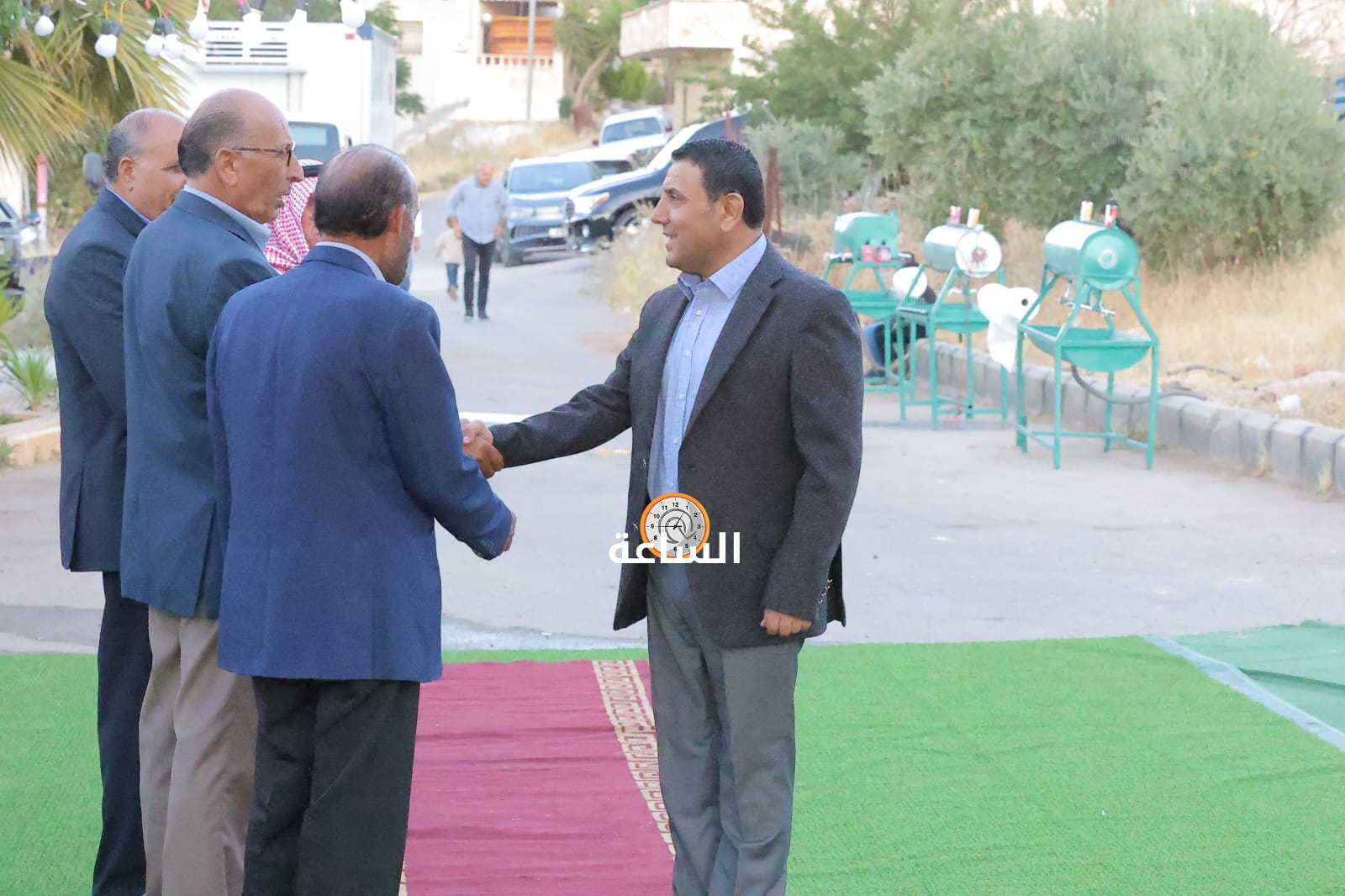 Madar Al-Saa Images 0.40192143397039715