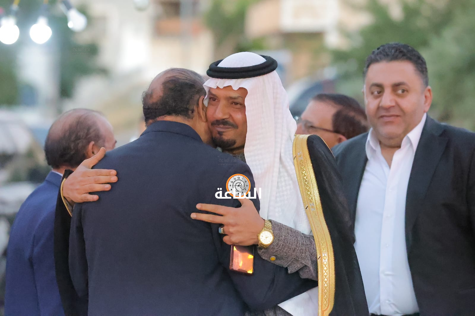 Madar Al-Saa Images 0.4491771049850207