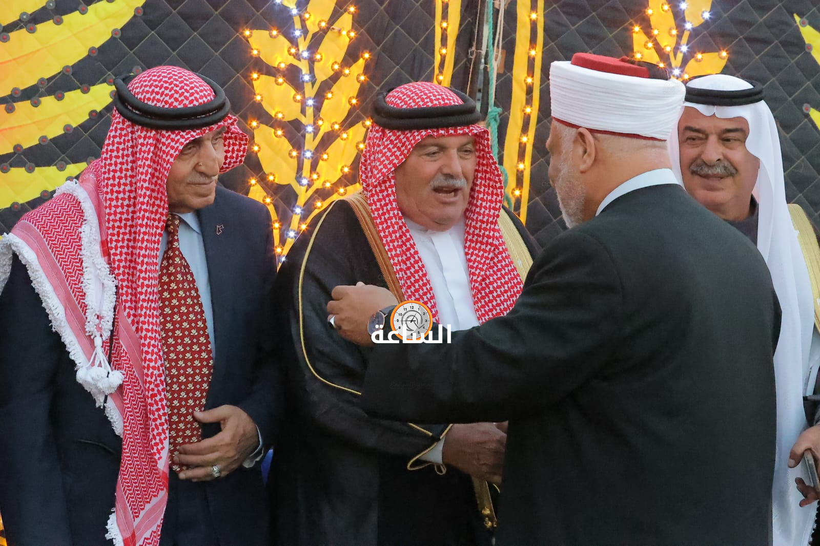 Madar Al-Saa Images 0.7275529565076001