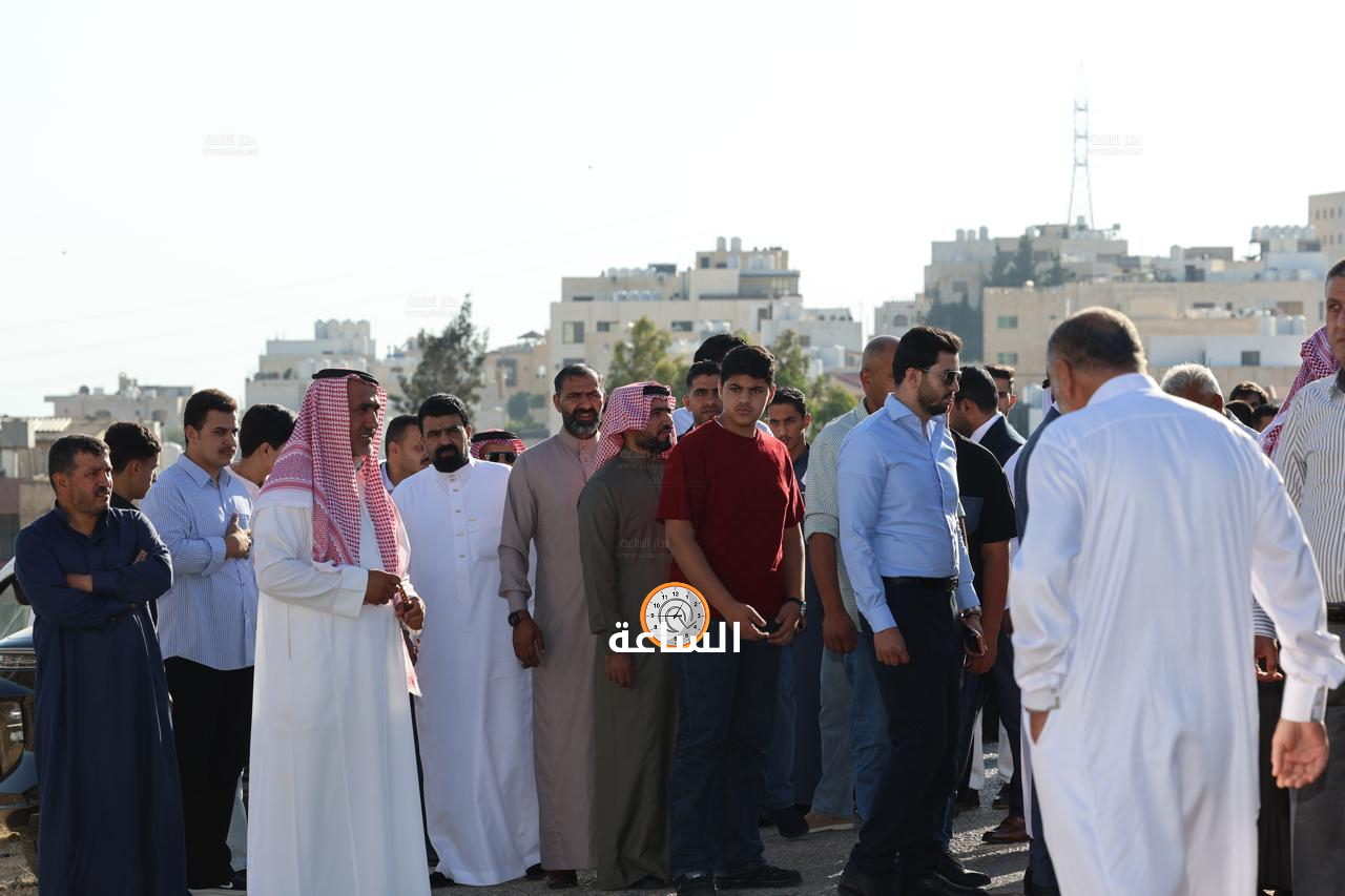 Madar Al-Saa Images 0.4815056646634611