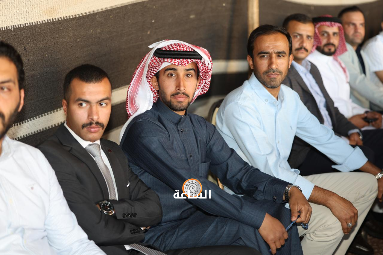 Madar Al-Saa Images 0.3956655023825375