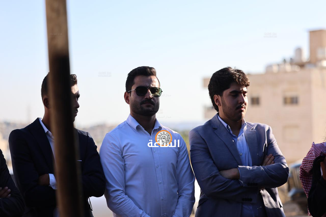 Madar Al-Saa Images 0.3709656231247108