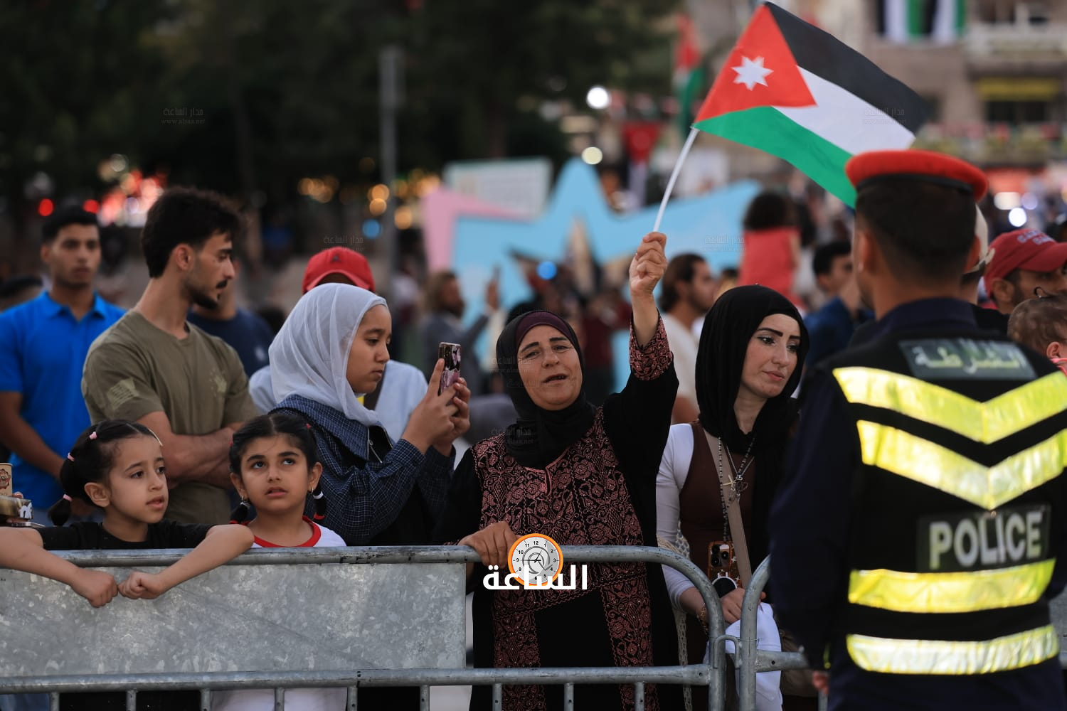 Madar Al-Saa Images 0.17707464133161677