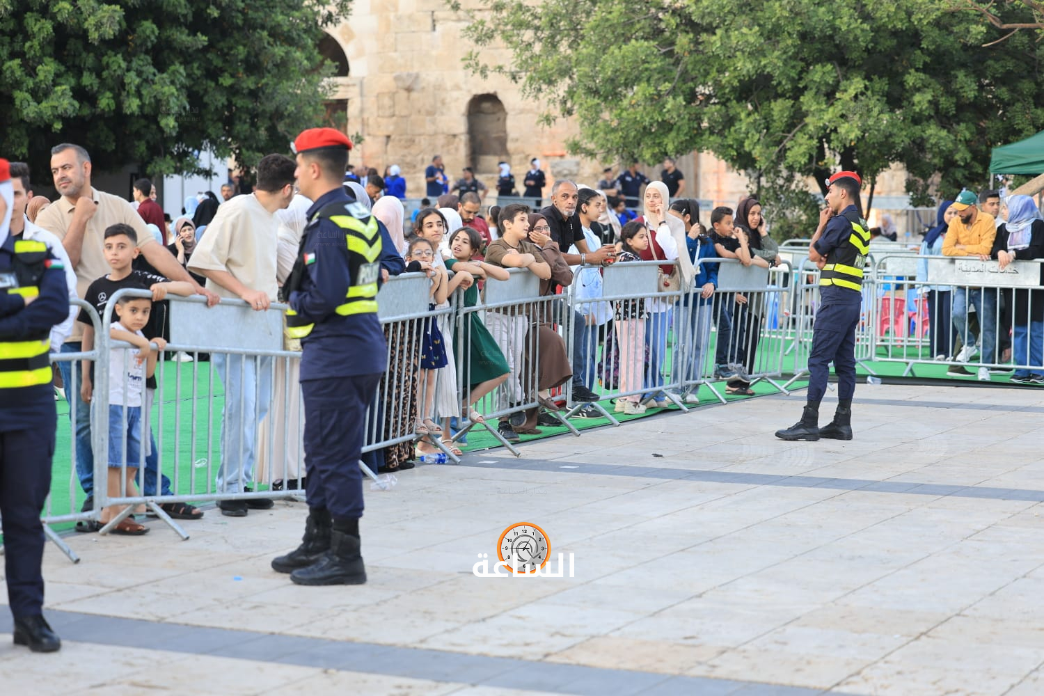 Madar Al-Saa Images 0.9702599670534032