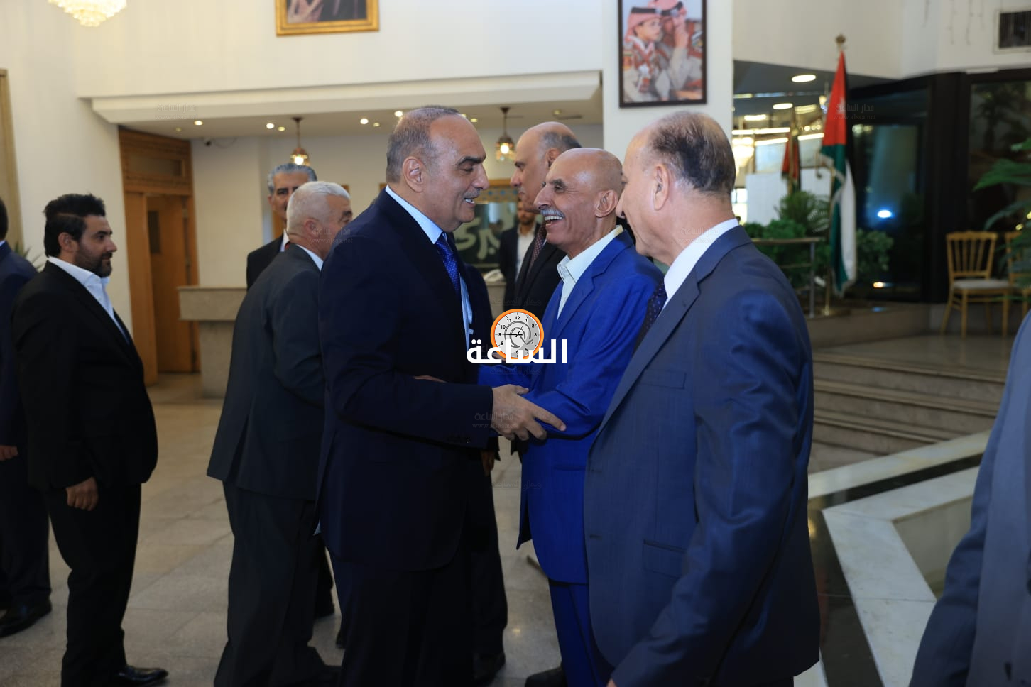 Madar Al-Saa Images 0.8659639970909413