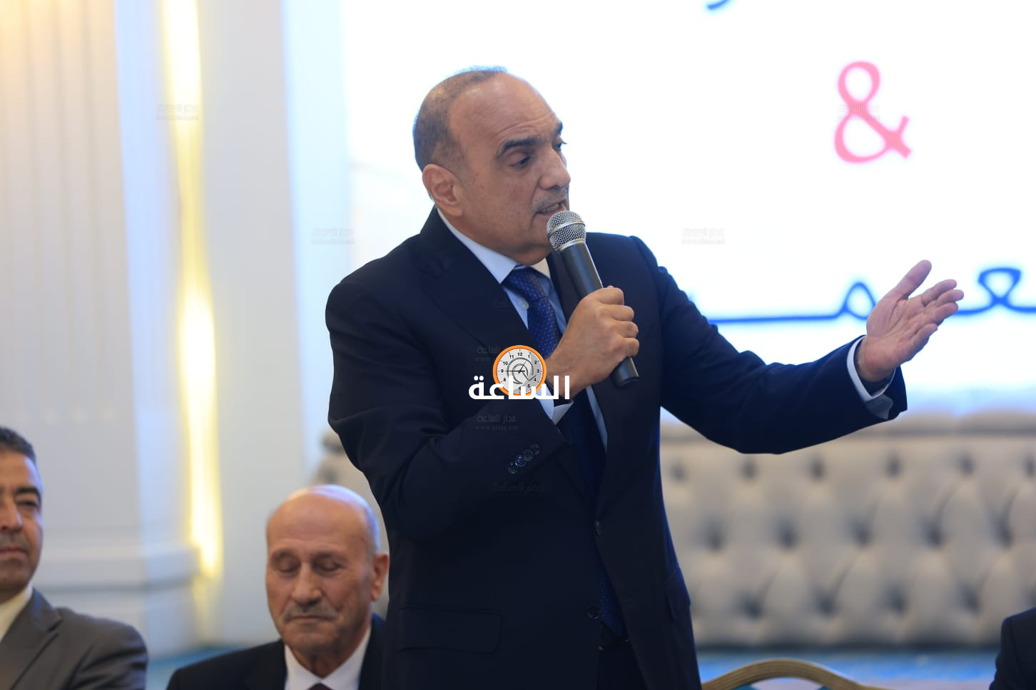 Madar Al-Saa Images 0.3013132287533179