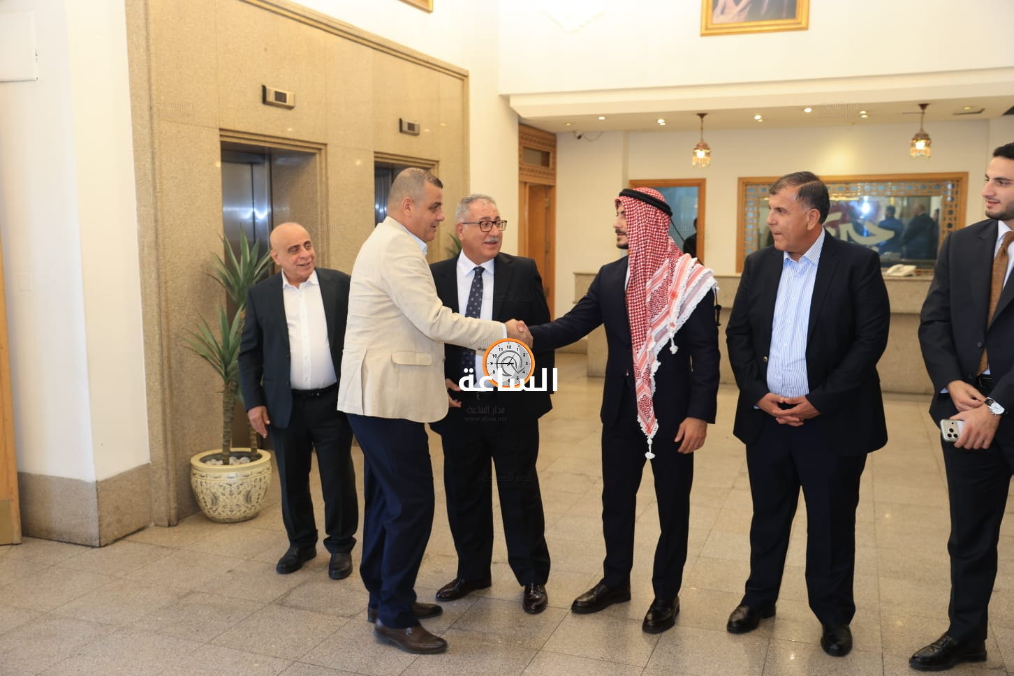 Madar Al-Saa Images 0.9396263367441069