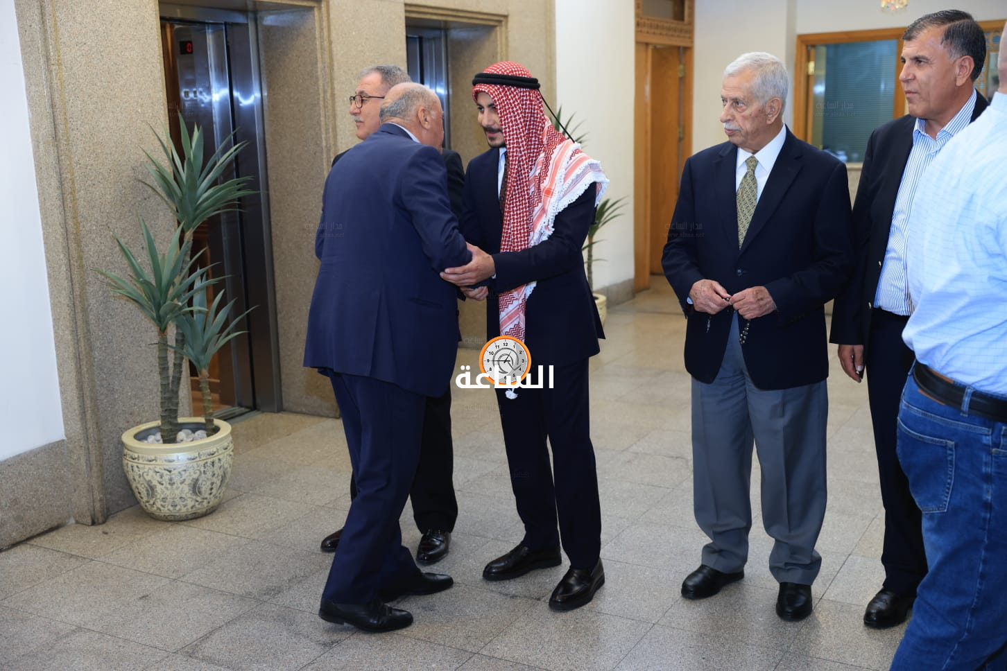 Madar Al-Saa Images 0.709167292268175