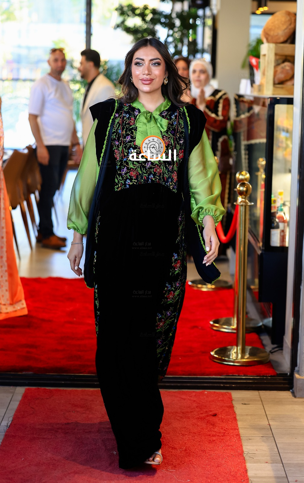 Madar Al-Saa Images 0.4779665606938118