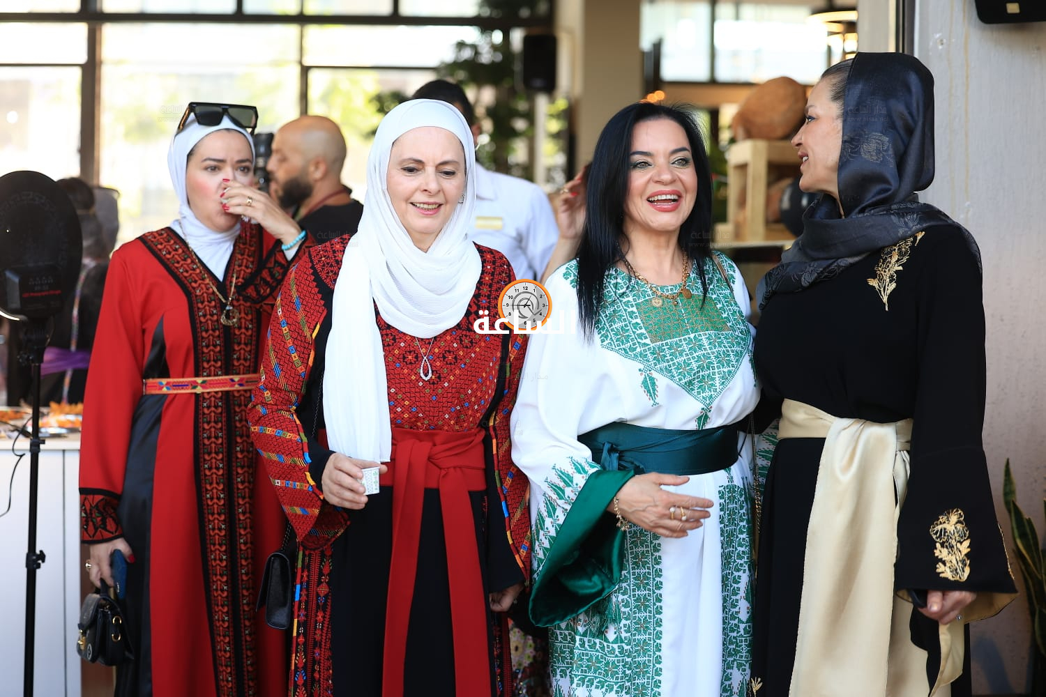 Madar Al-Saa Images 0.4675130712620631