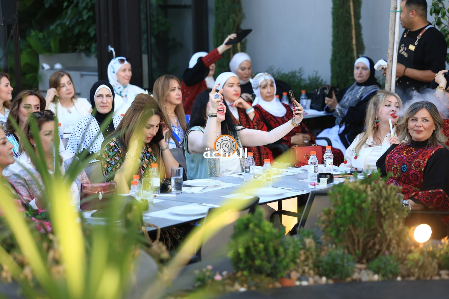 Madar Al-Saa Images 0.04601252386000476