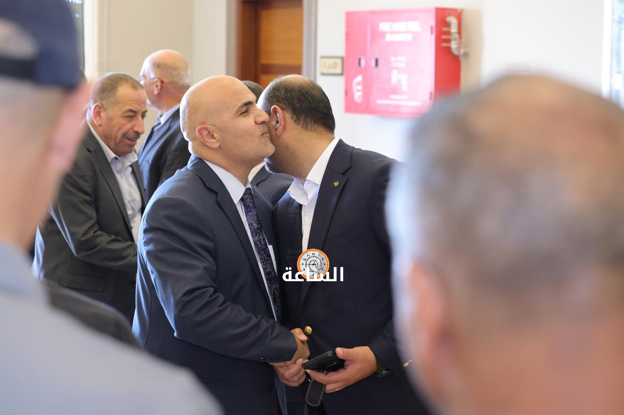 Madar Al-Saa Images 0.6696389349822739