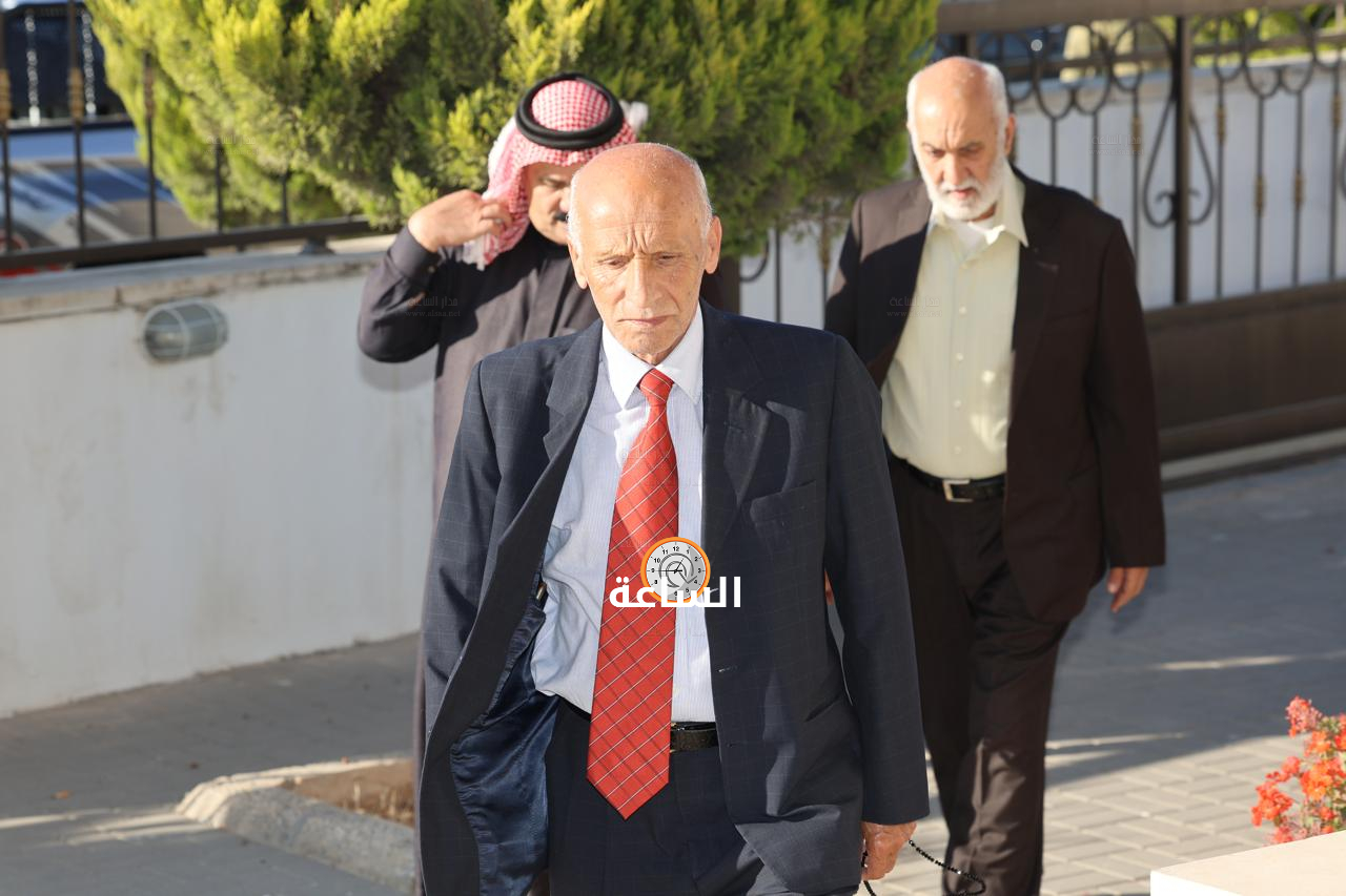 Madar Al-Saa Images 0.5337881274313379