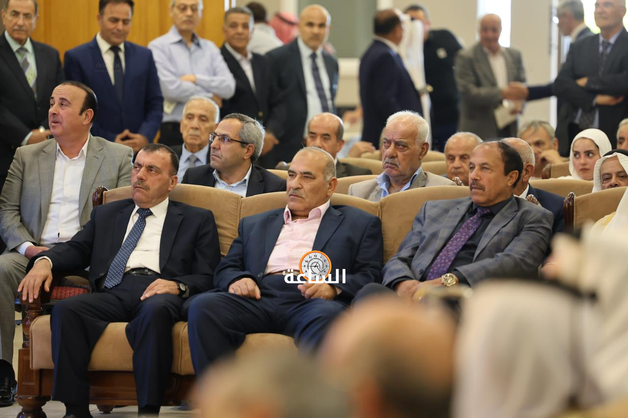 Madar Al-Saa Images 0.38929392924356987