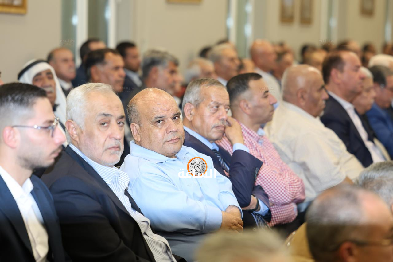 Madar Al-Saa Images 0.43342784347683594