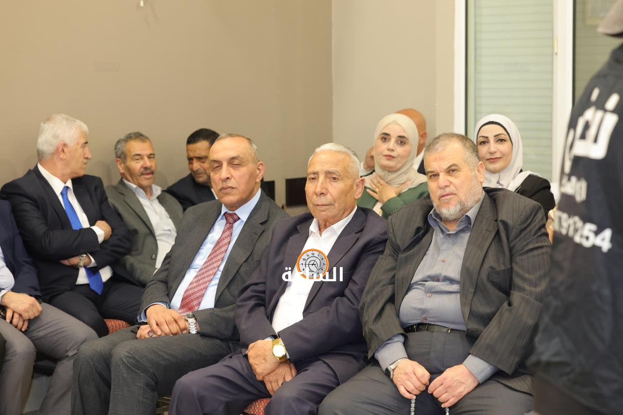 Madar Al-Saa Images 0.1498349531386498
