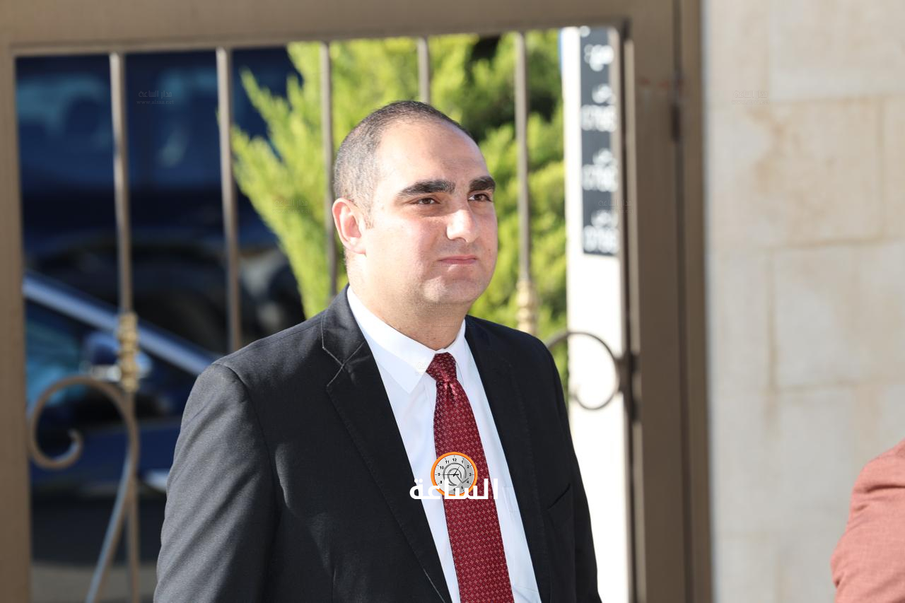 Madar Al-Saa Images 0.8885590366759216
