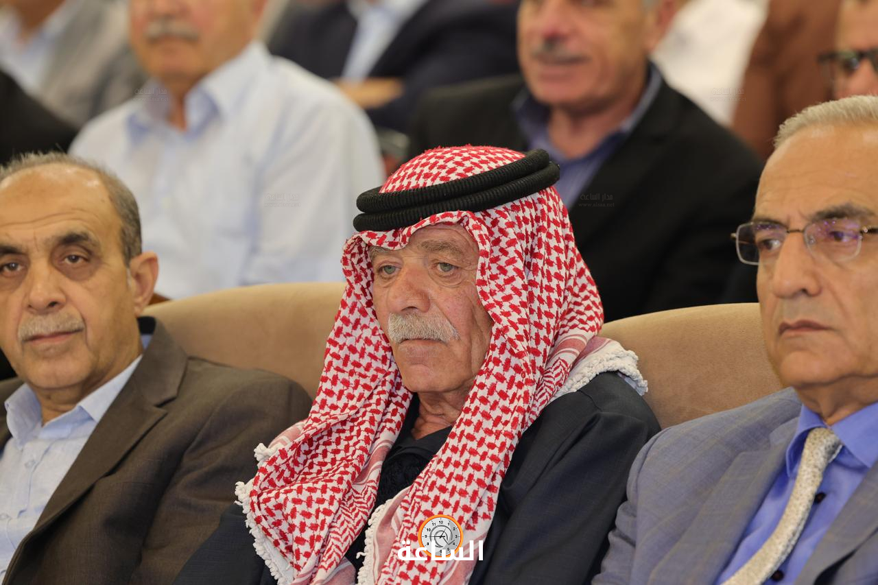Madar Al-Saa Images 0.5018068098239171