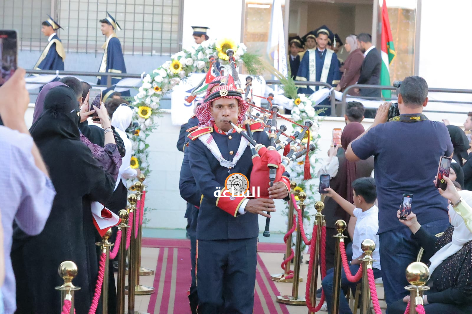 Madar Al-Saa Images 0.8025932660871632