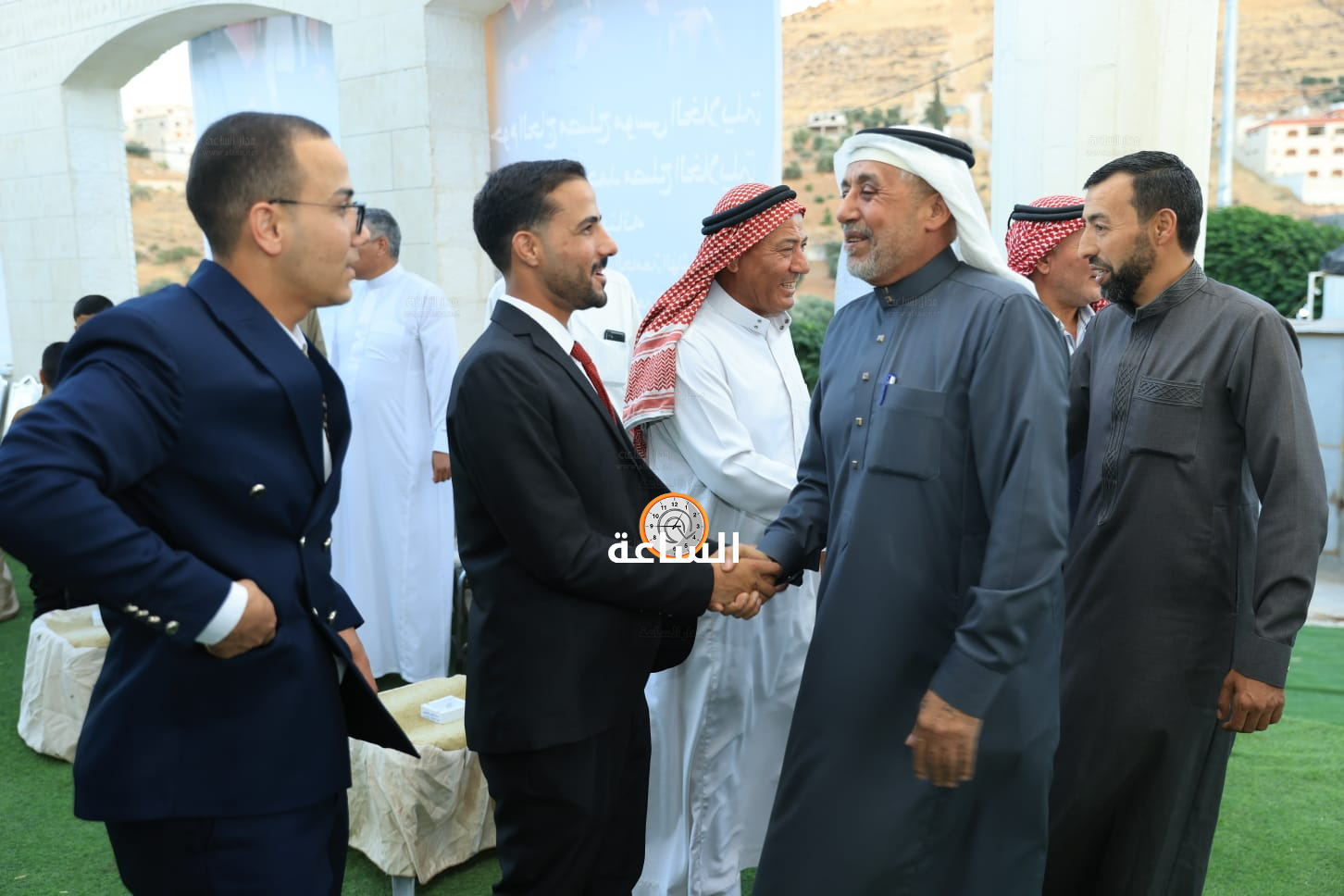 Madar Al-Saa Images 0.16175076533142196