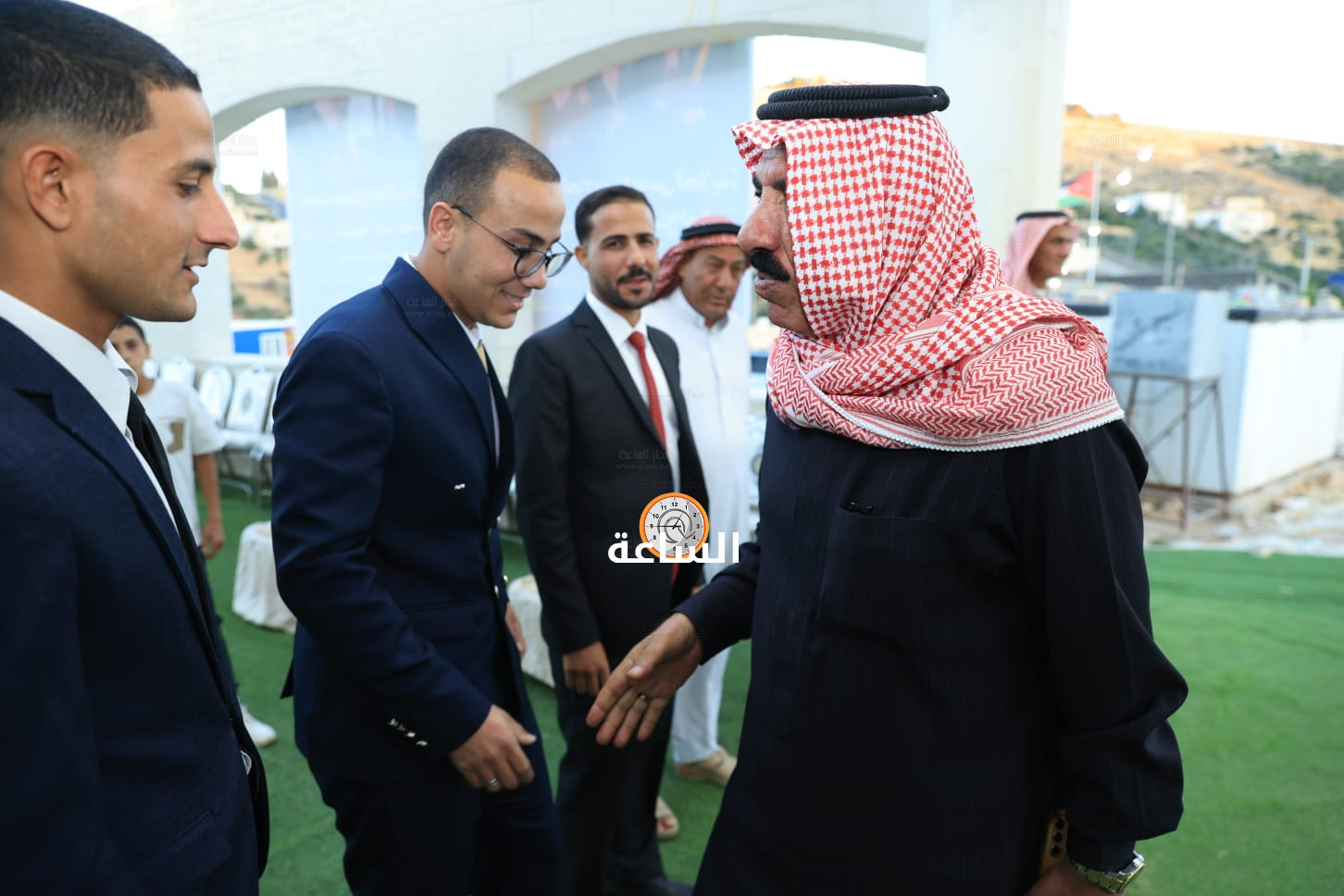Madar Al-Saa Images 0.43522943762501565