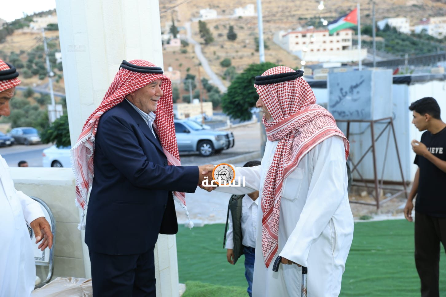 Madar Al-Saa Images 0.22984568615984913