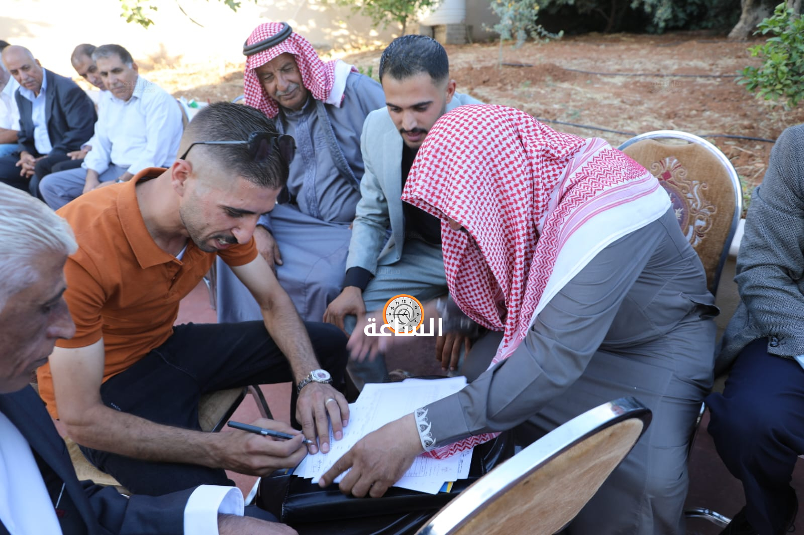 Madar Al-Saa Images 0.4495432370224175