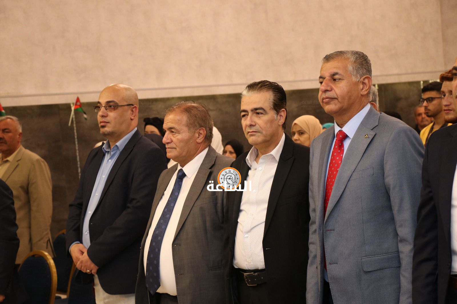 Madar Al-Saa Images 0.5356025848855649