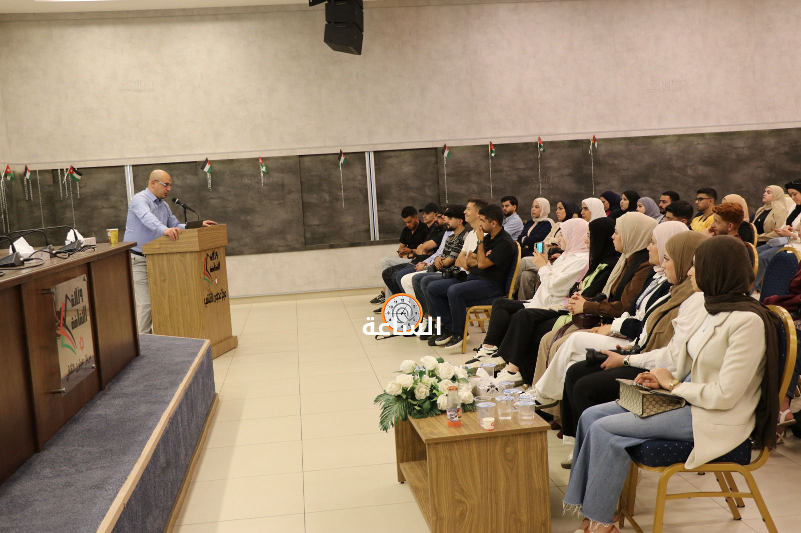 Madar Al-Saa Images 0.787961419140596