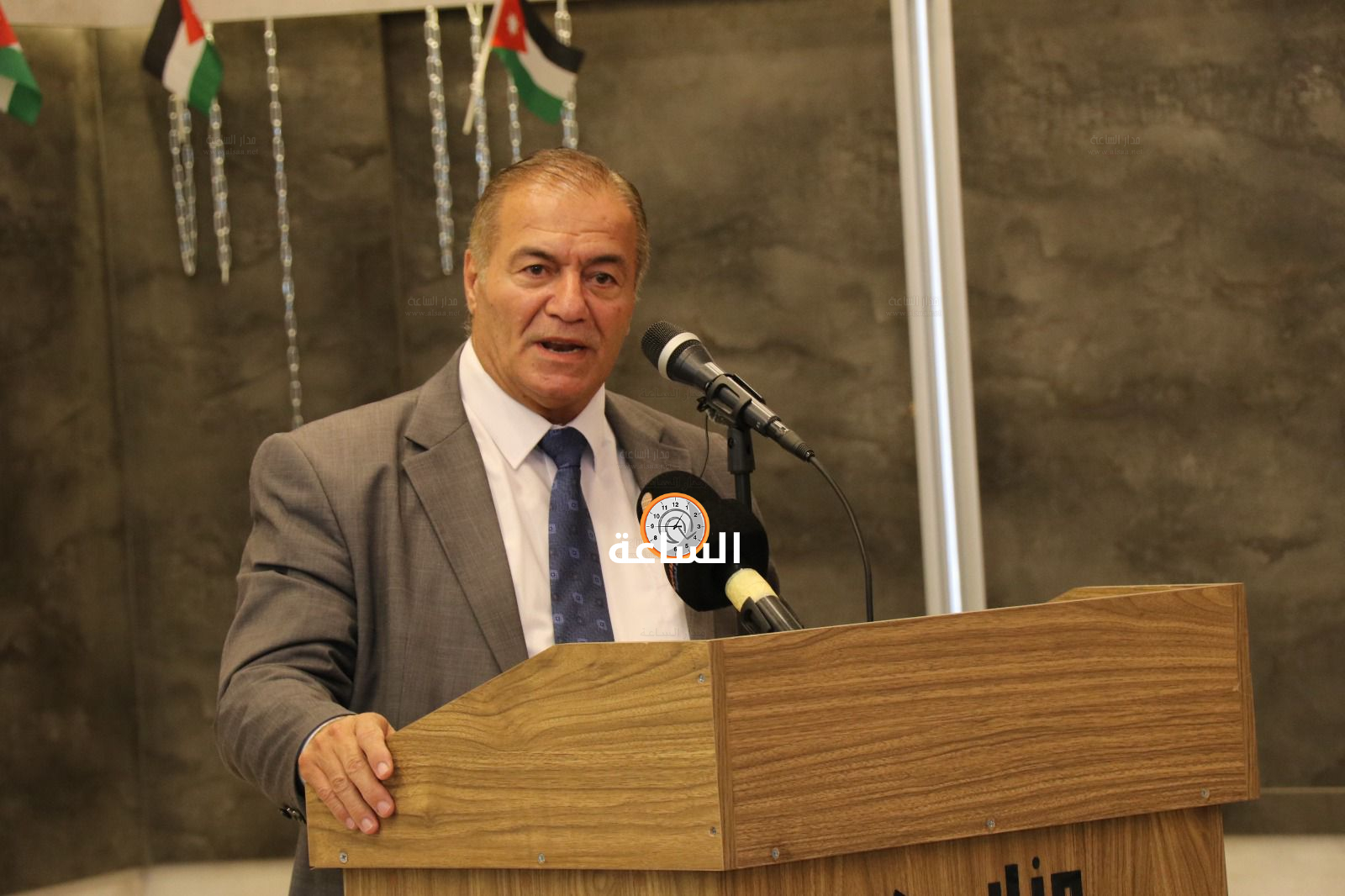 Madar Al-Saa Images 0.30715865793160724