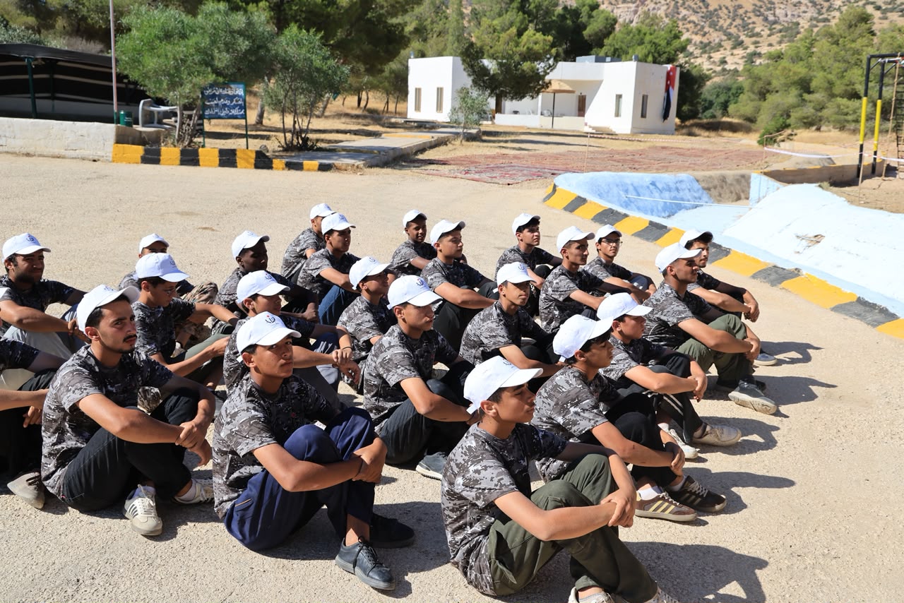 Madar Al-Saa Images 0.592941691345335