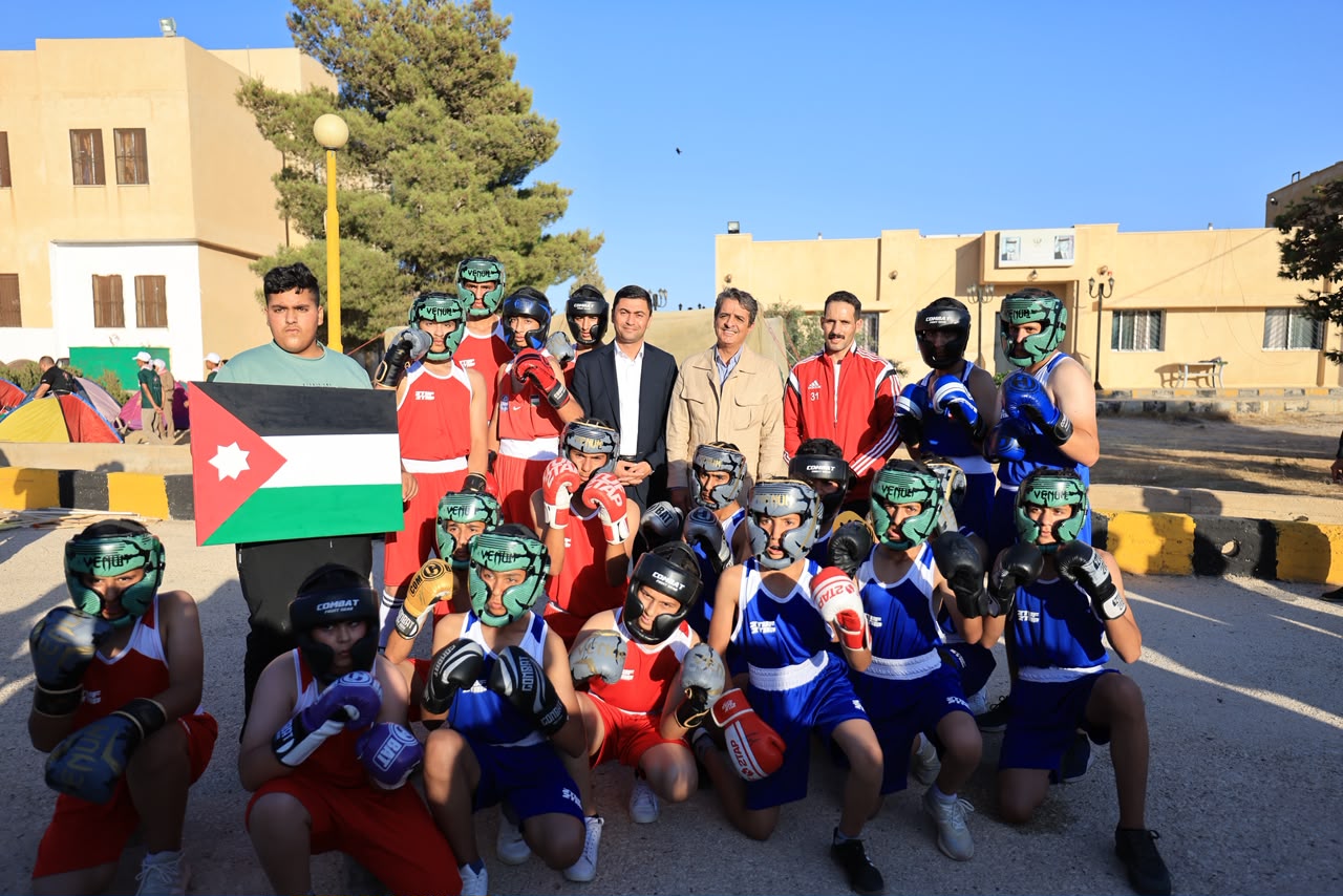 Madar Al-Saa Images 0.5388194934829347