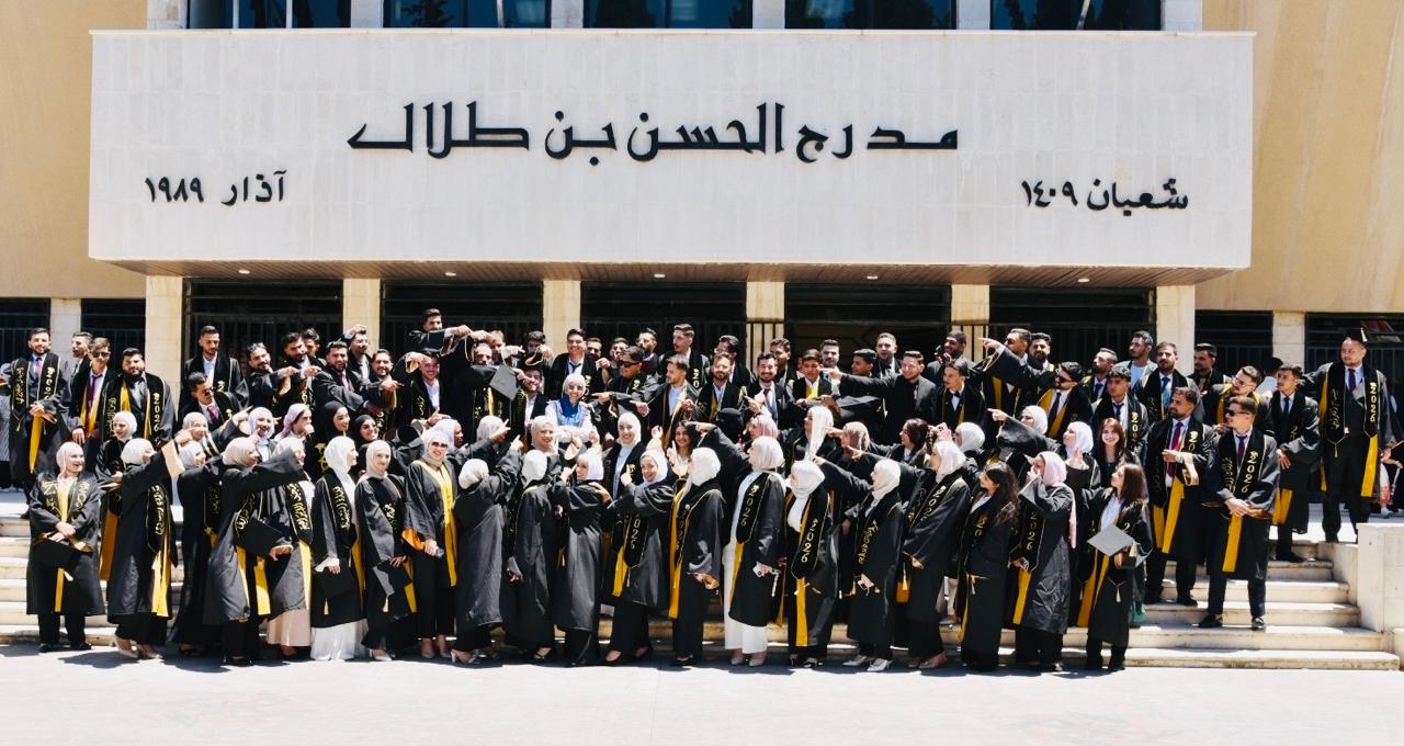 Madar Al-Saa Images 0.30511233031220497