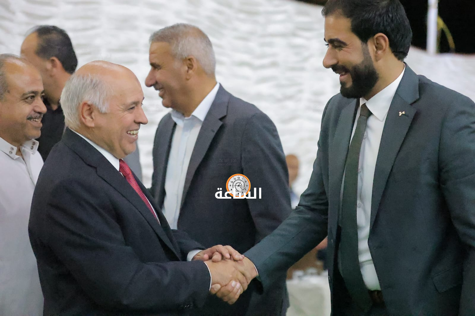Madar Al-Saa Images 0.7389196510318635