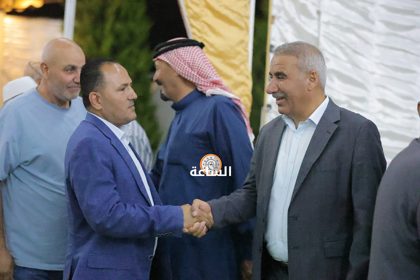 Madar Al-Saa Images 0.4421044222587417