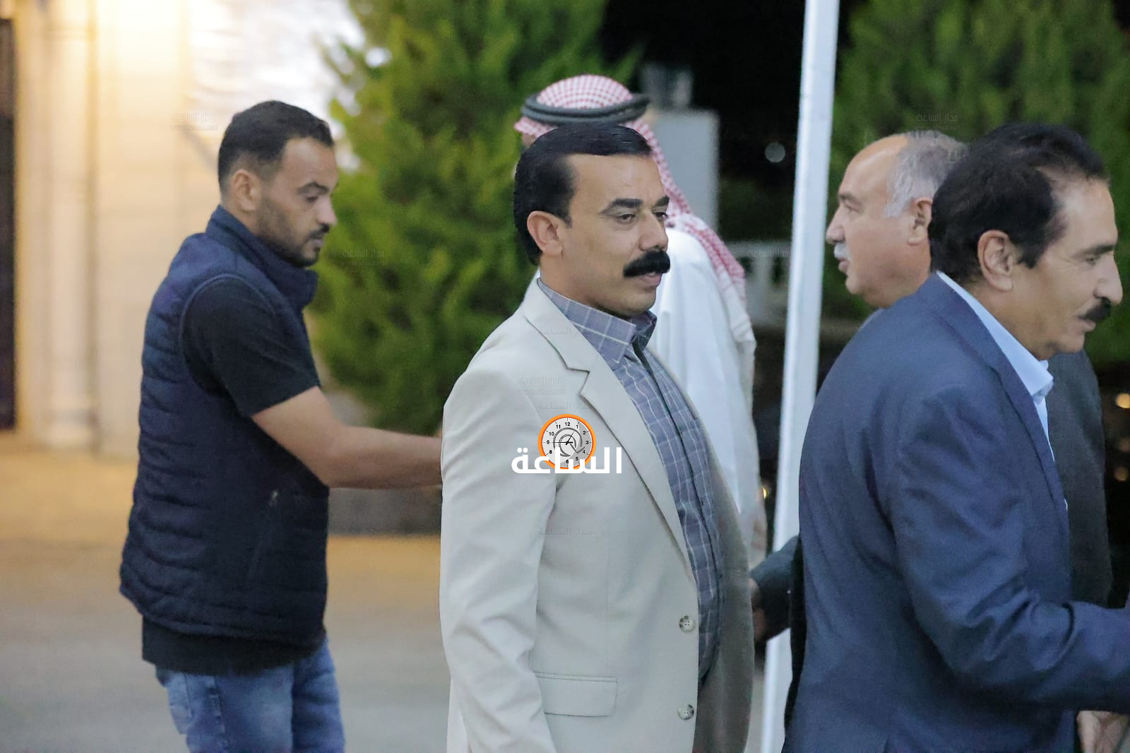 Madar Al-Saa Images 0.07415368969041469
