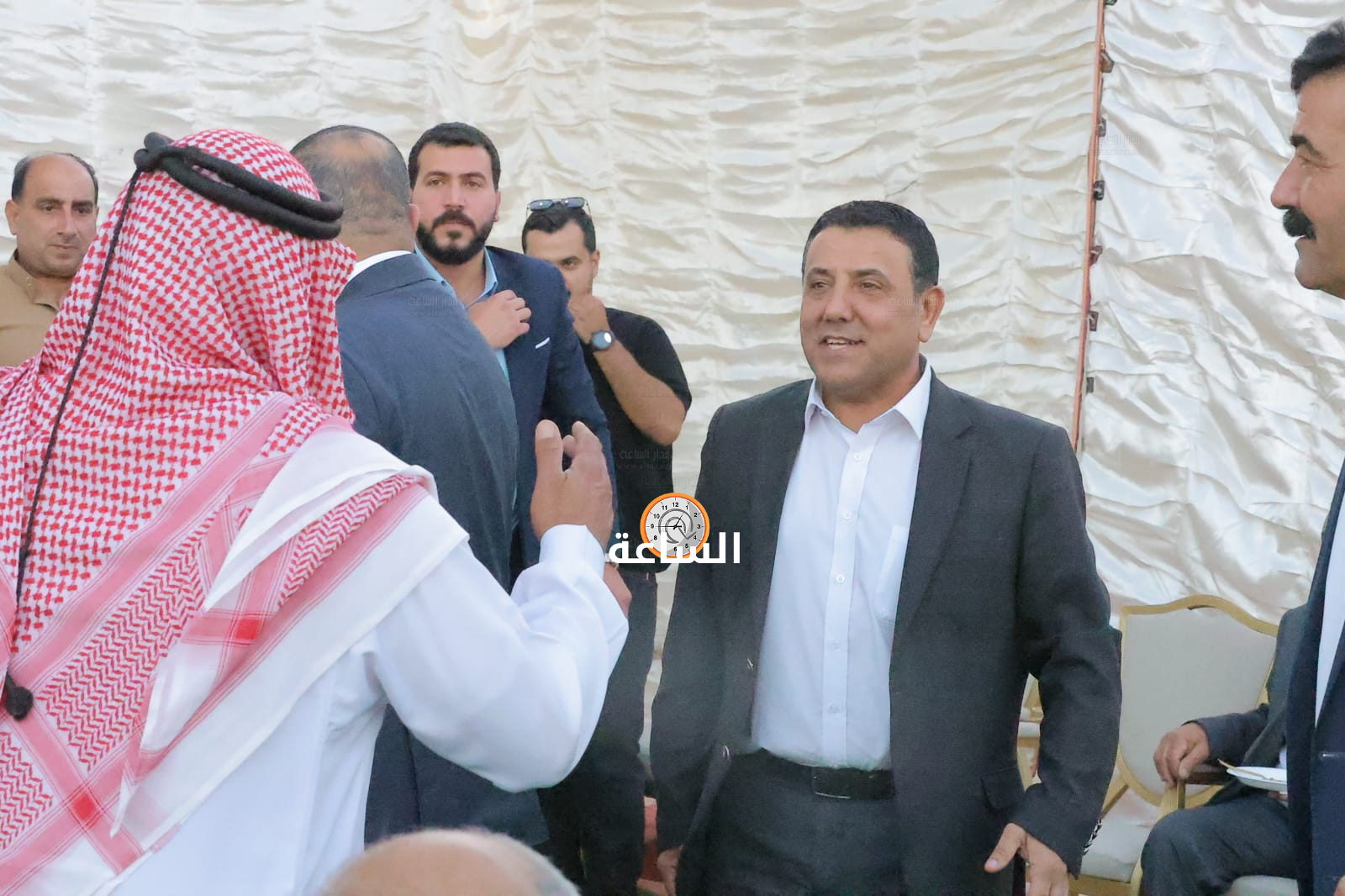 Madar Al-Saa Images 0.17986342860046123