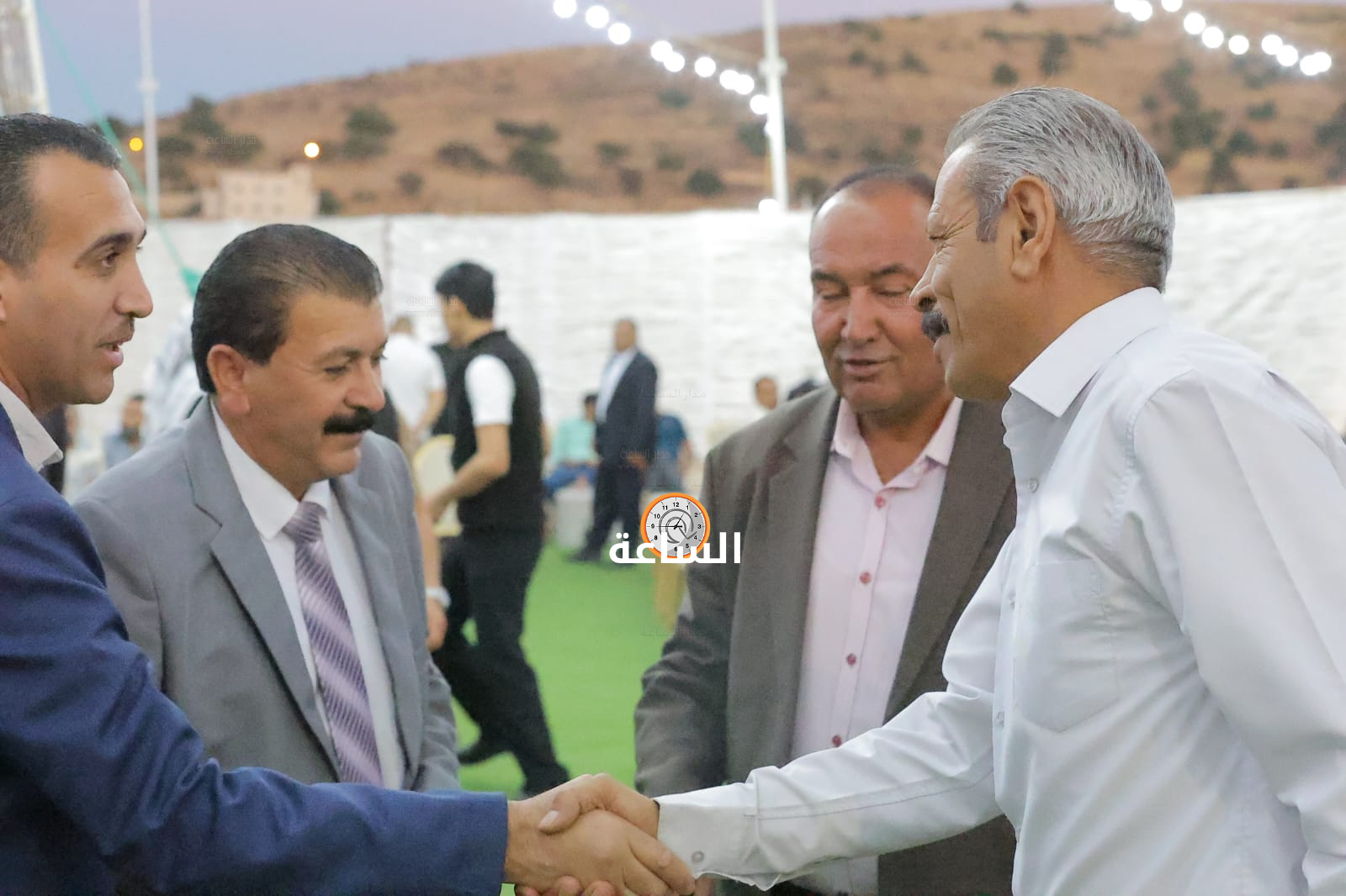 Madar Al-Saa Images 0.7904019741587448