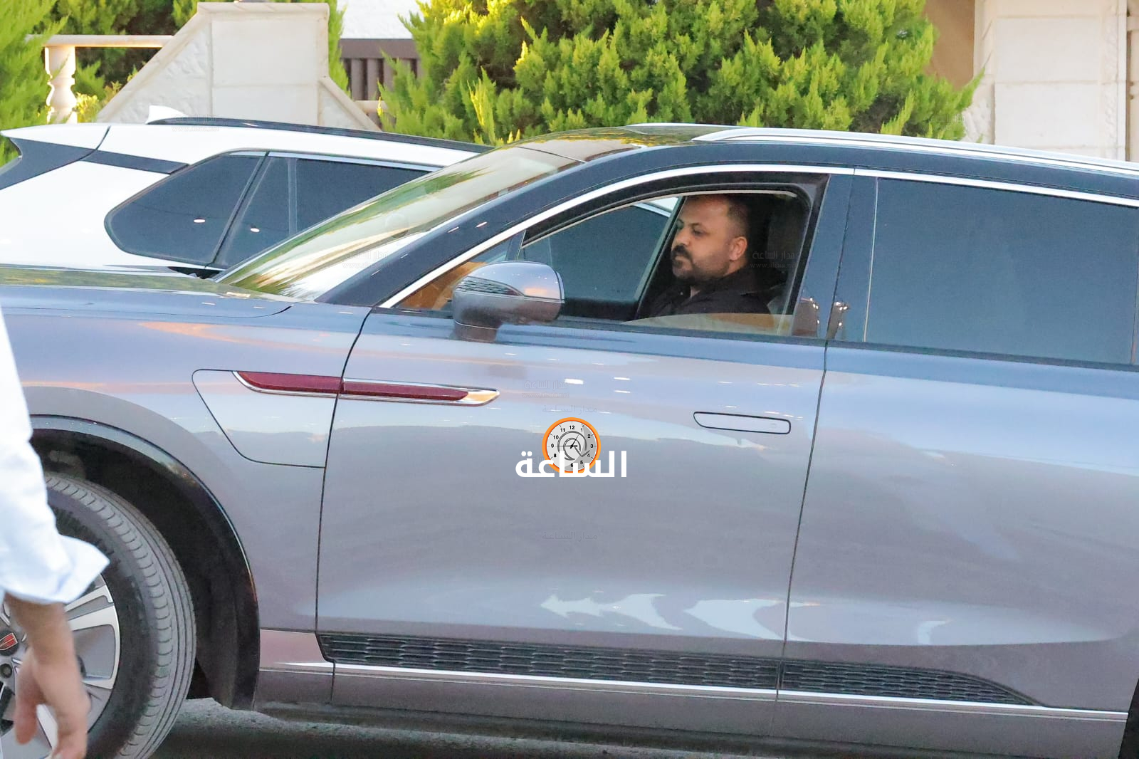 Madar Al-Saa Images 0.23749886141782472