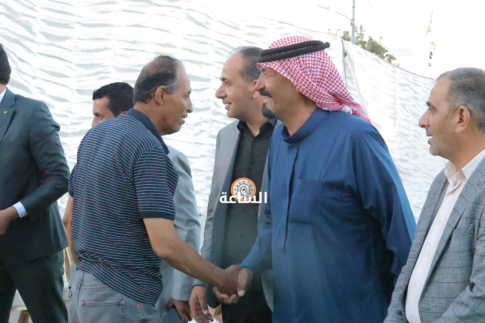 Madar Al-Saa Images 0.8622448504260721