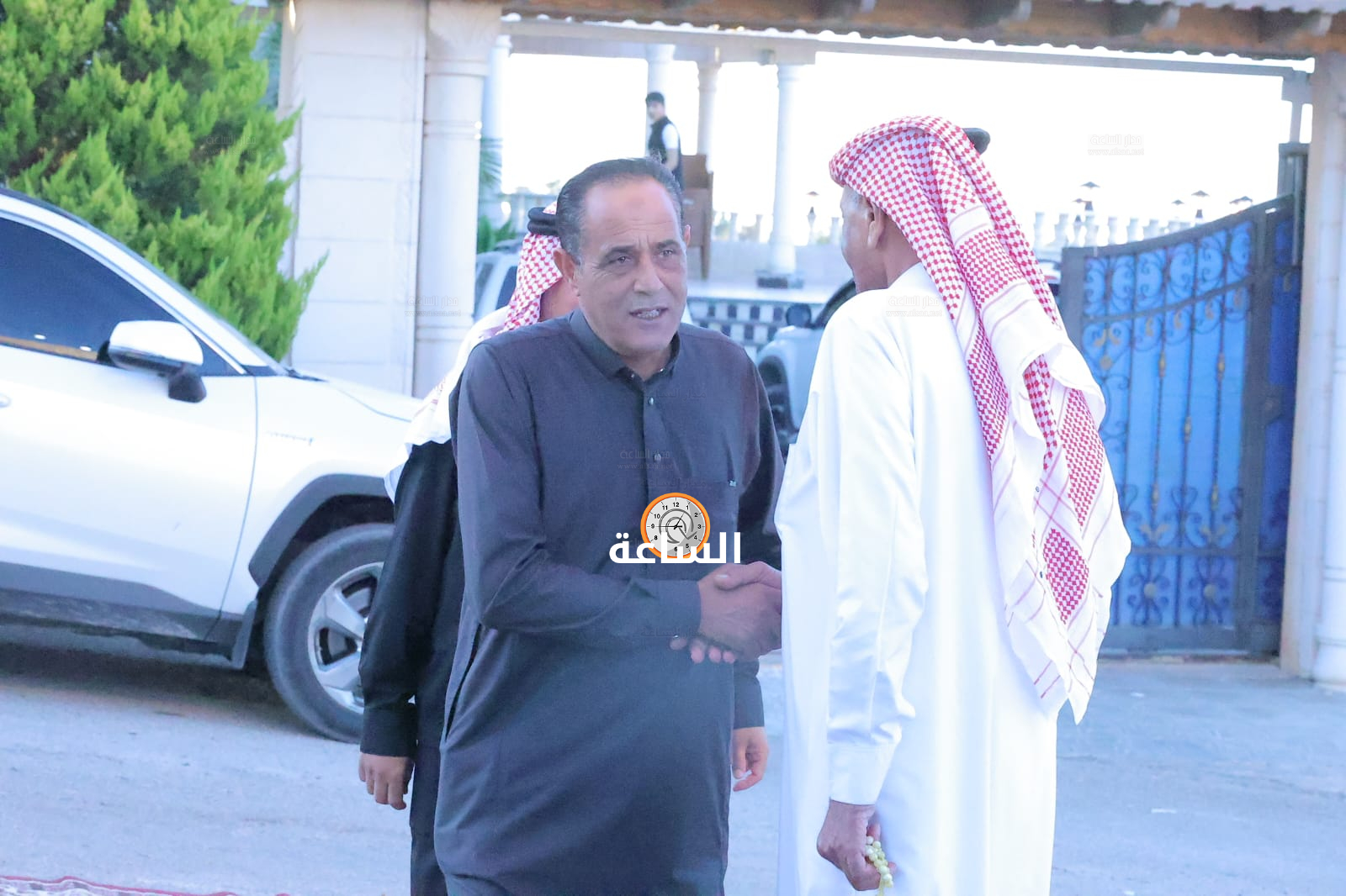 Madar Al-Saa Images 0.7467015768460661